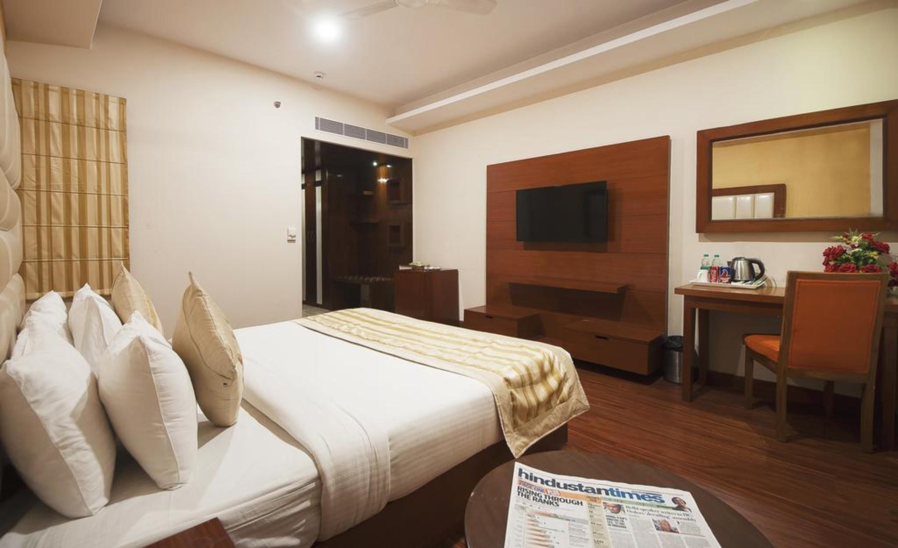 Airport Hotel Ramhan Palace Mahipalpur Нью-Дели Экстерьер фото
