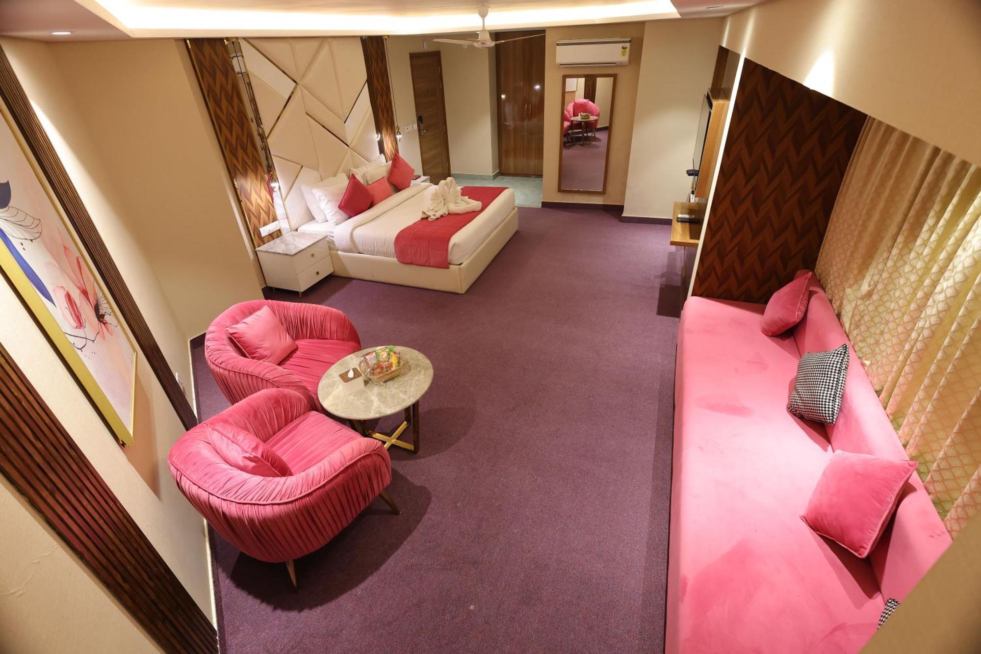 Airport Hotel Ramhan Palace Mahipalpur Нью-Дели Экстерьер фото