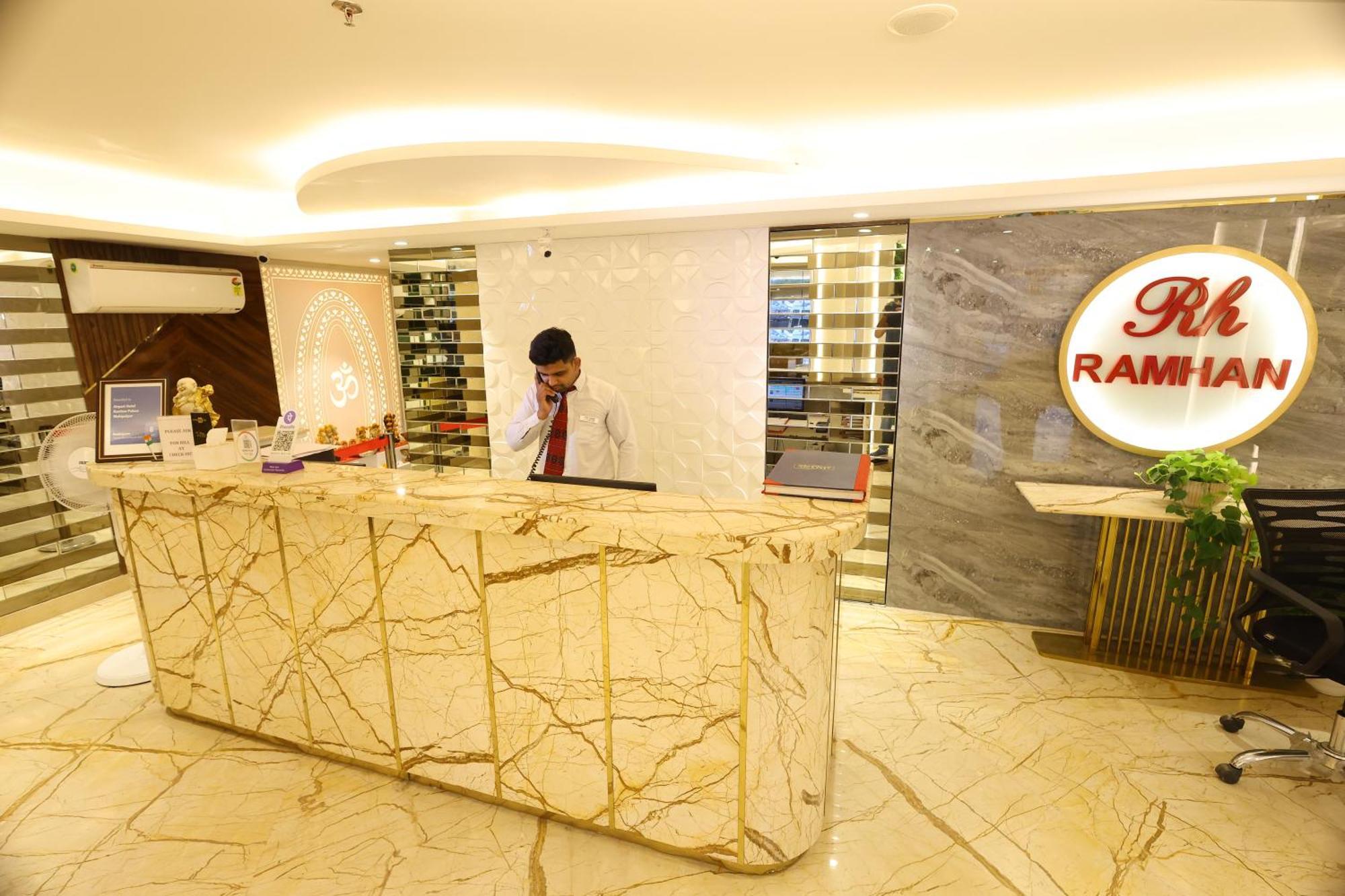 Airport Hotel Ramhan Palace Mahipalpur Нью-Дели Экстерьер фото