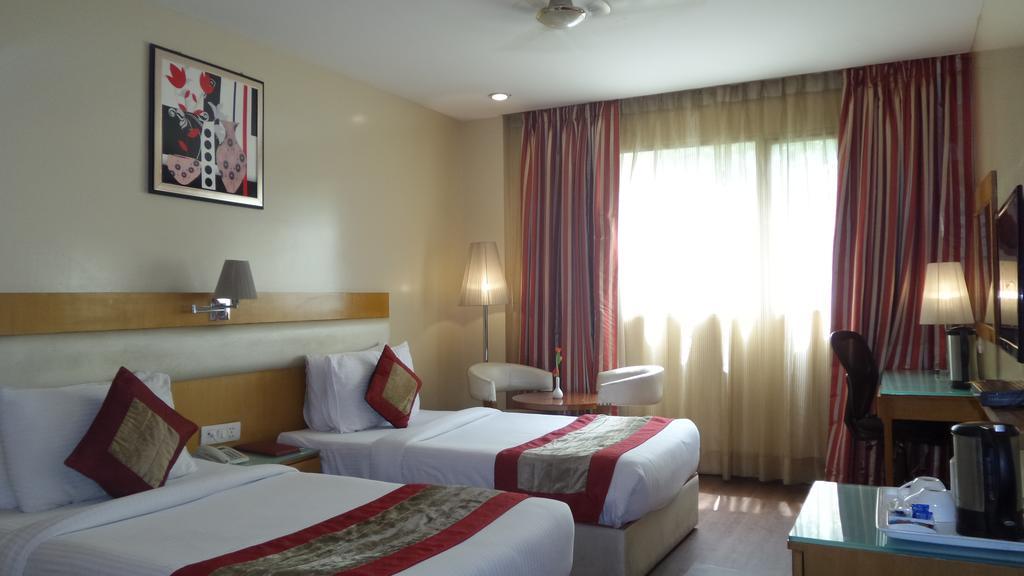 Airport Hotel Ramhan Palace Mahipalpur Нью-Дели Экстерьер фото
