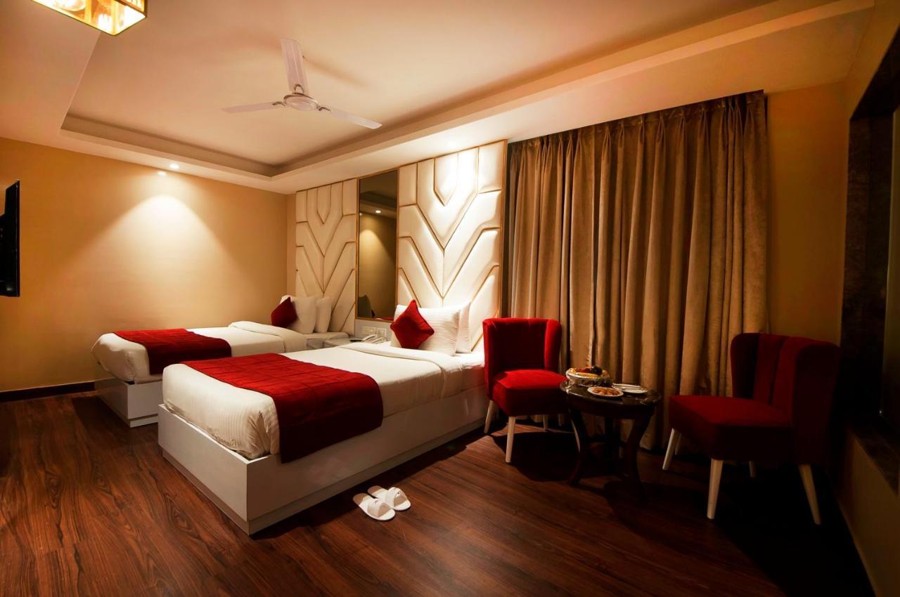Airport Hotel Ramhan Palace Mahipalpur Нью-Дели Экстерьер фото